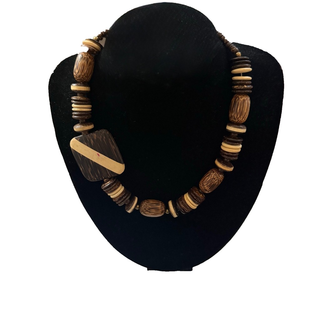 Vintage Asymmetrical Wood Chunky Boho Statement Necklace. 18"